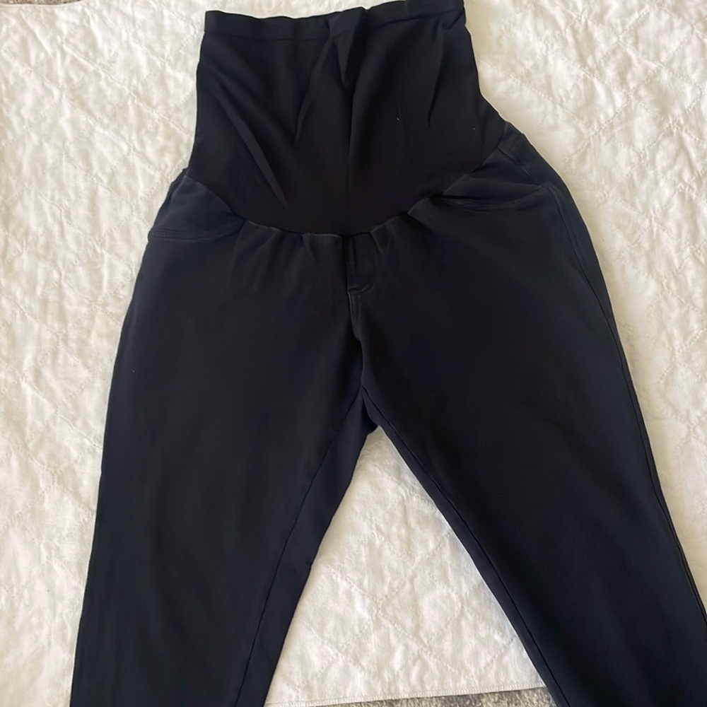 Maternity black jagging by motherhood, maternity size large. J05